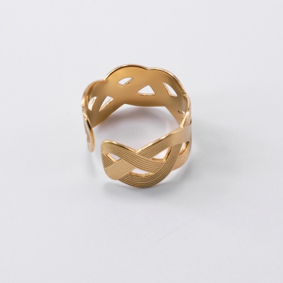 Weave Ring - Picture 3 of 4